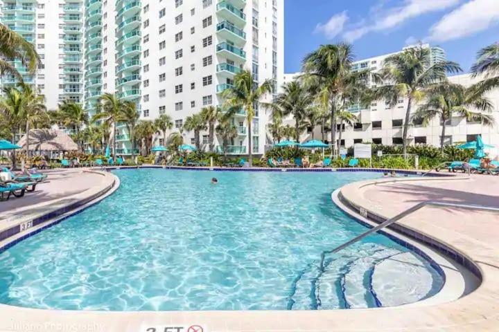 Hollywood Beach Apartment Eksteriør bilde